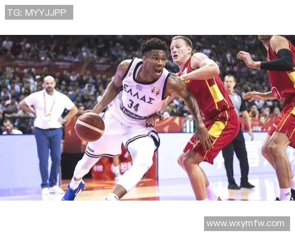 北京首钢与山西队激战正酣比分悬念不断引发球迷热议 北京首钢与山西队激战正酣比分悬念不断引发球迷热议